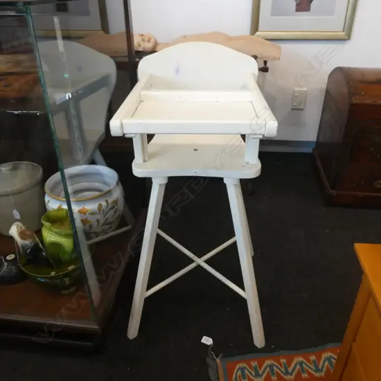 VINTAGE WOODEN CHILDS HIGHCHAIR H. 850MM