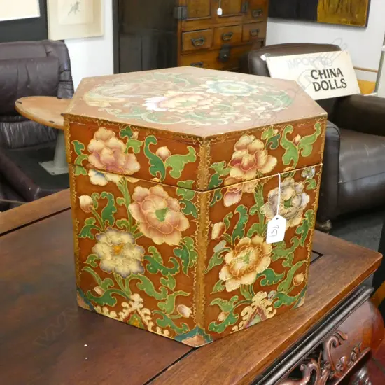 ORIENTAL 6 SIDED BOX 