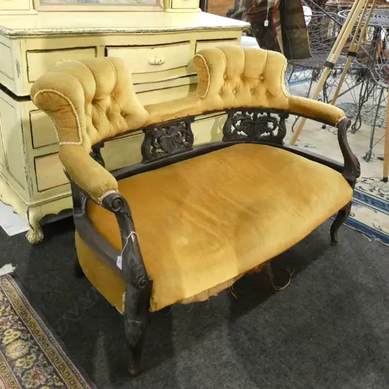 VICTORIAN LOVESEAT L. 1115MM