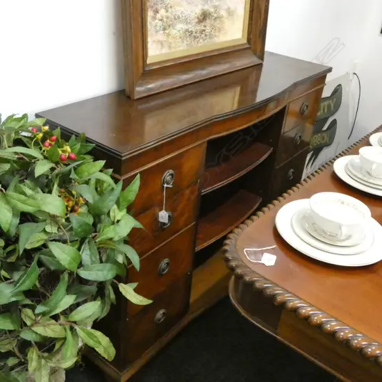 CABINET MINOR VANEER LOSSES W. 1185MM