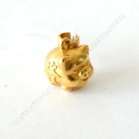 24CT GOLD PIG CHARM 1.59GMS