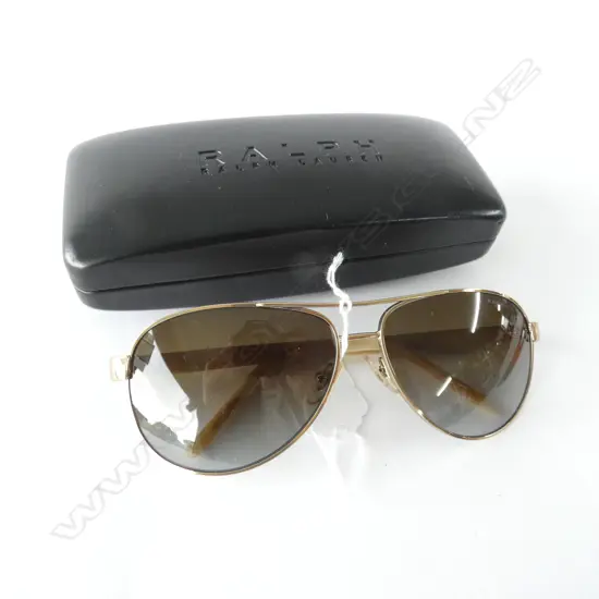 RALPH LAUREN AVIATOR SUNGLASSES WITH CASE 