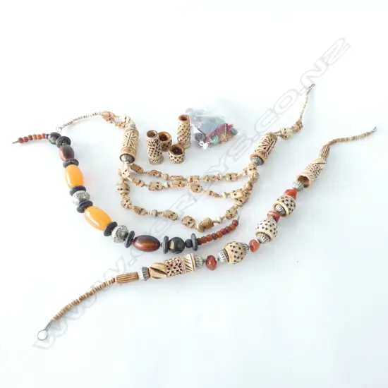 BAG OF CAMEL BONE BEADS & NECKLACES, CABOCHON CUT STONES