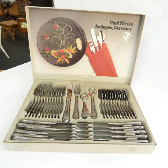 BOXED PAUL WIRTHS SOLINGEN CUTLERY SET