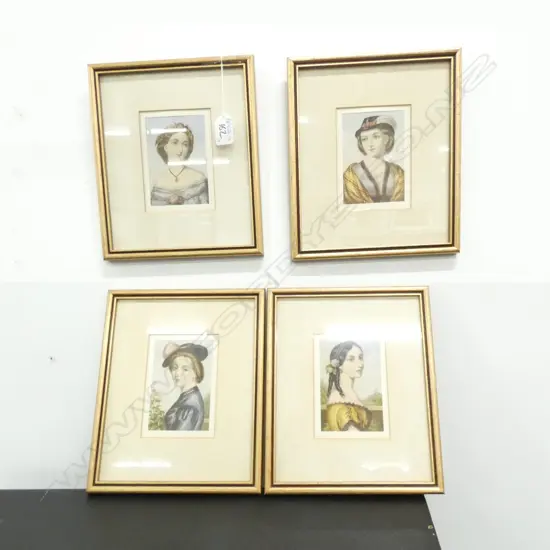 4 FASHION PLATES 200 X 230MM