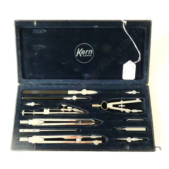 CASED KERN AARAU SWISS DRAWING SET
