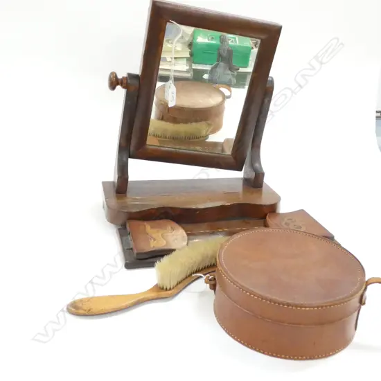 SMALL TOILET MIRROR (AF)/CLOTHES BRUSH/BOOK HOLDER/COLLAR BOX WITH COLLARS