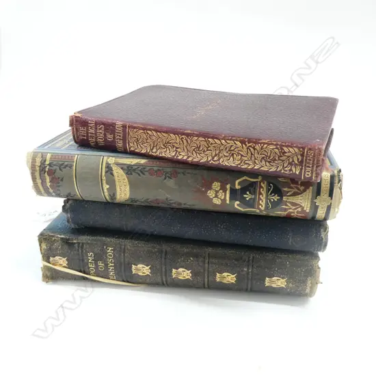 4 VINTAGE BOOKS OF POETRY