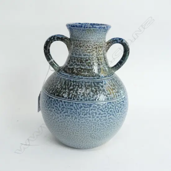 SALT GLAZED N.Z STUDIO POTTERY VASE H 200 MM
