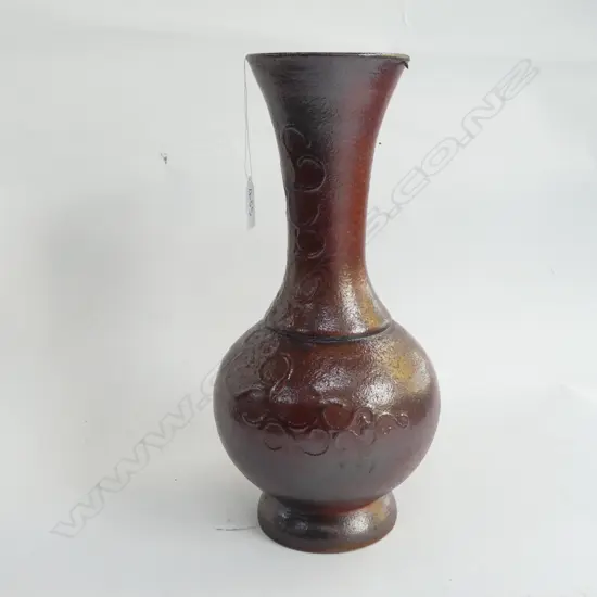 N.Z STUDIO POTTERY VASE SHINO GLAZED