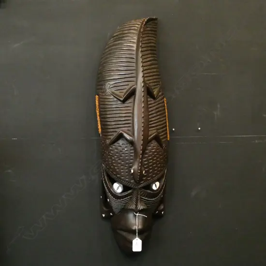 AFRICAN TRIBAL HARDWOOD MASK MOP INLAYS LIZARD TO TOP