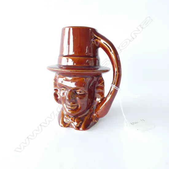 BENNINGTON USA--ROCKINGHAM TREACLE GLAZE-WELSH LADY JUG