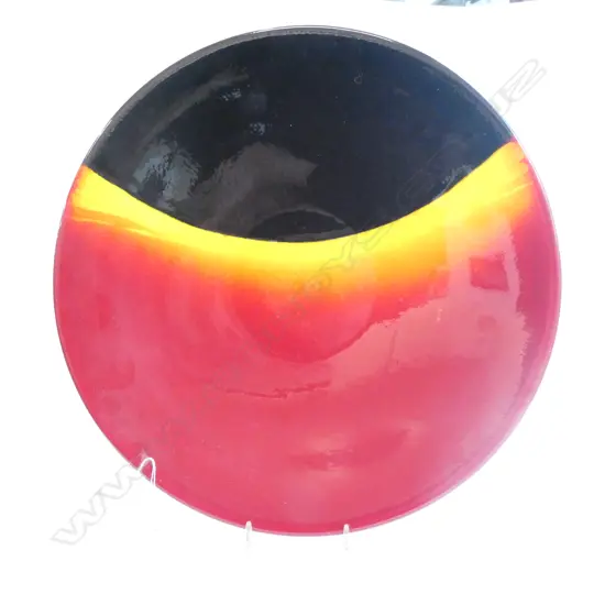 POOLE PLATE 'ECLIPSE' LTD.ED. 1999. Dia.410mm.