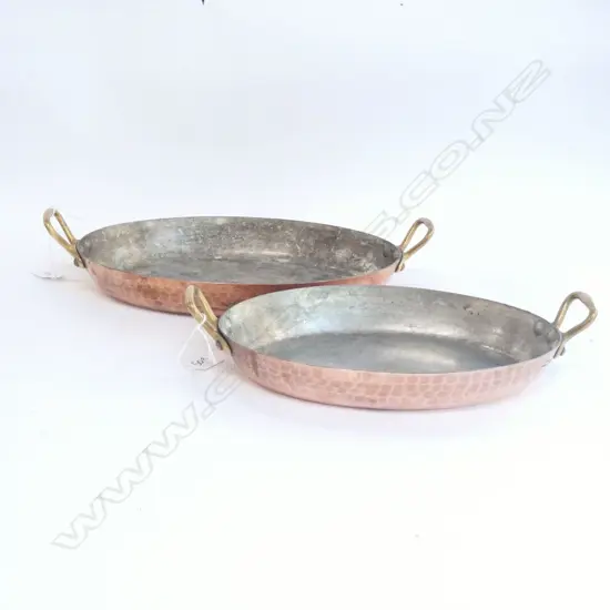 2 VILLEDIEU FRENCH COPPER PANS L. 360MM