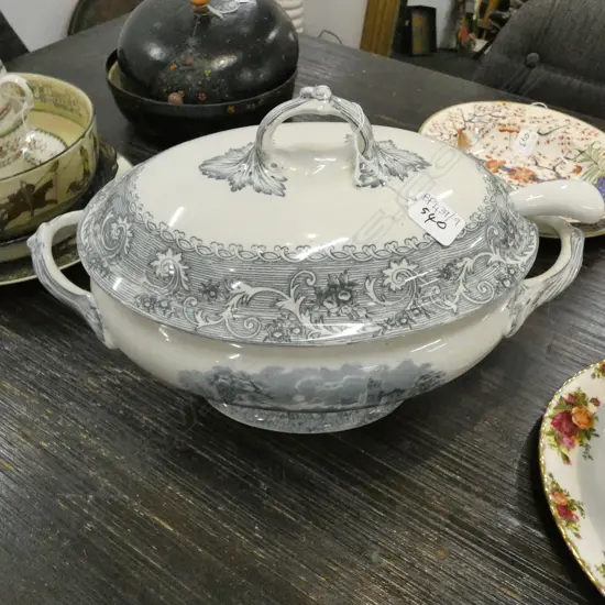 VICTORIAN LIDDED TUREEN & LADLE W. 400MM