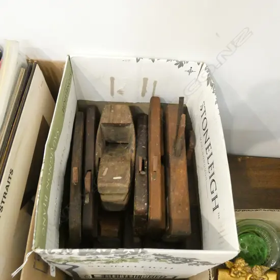 BOX LOT VINTAGE PLANE TOOLS ETC
