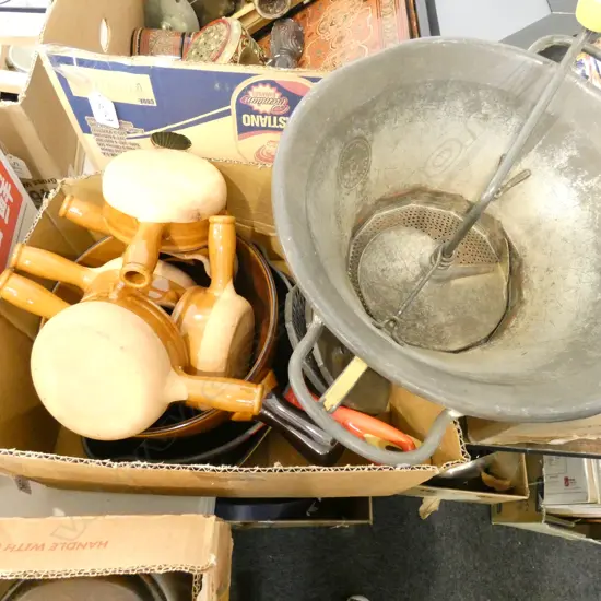 BOX LOT 2 CAST IRON PANS 1 LE CREUSET, CERAMIC SOUP SERVICE, MOULI