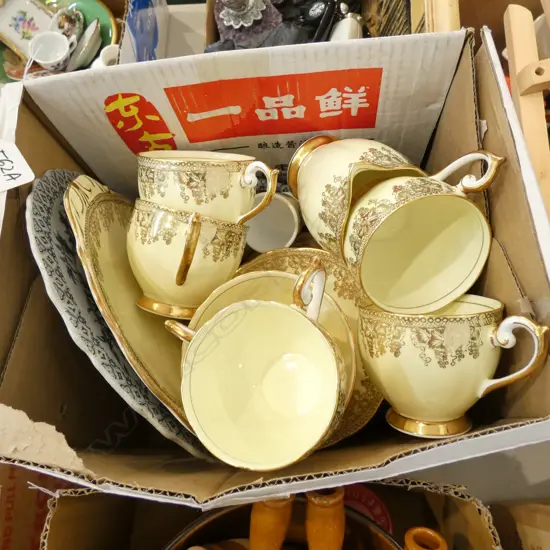 BOX LOT QUEEN ANNE TEA SERVICE, EGGCUPS & B/W DISH