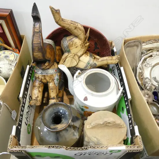 BOX LOT ORIENTAL ITEMS; PR ELEPHANTS, CERAMICS