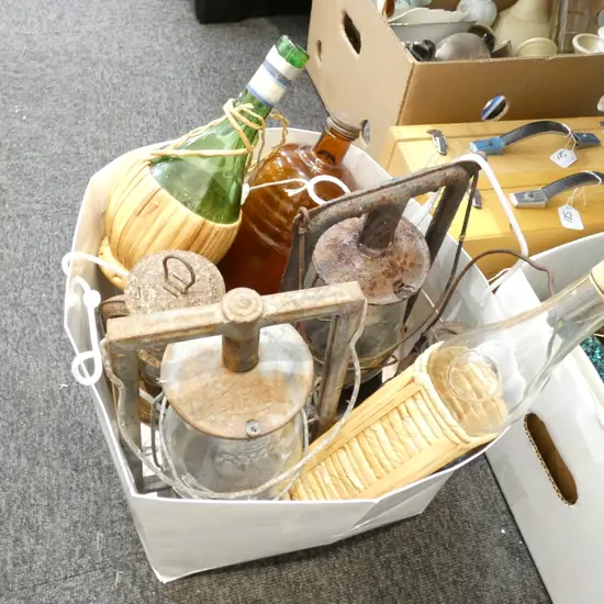 BAG OF VINTAGE LANTERNS ETC