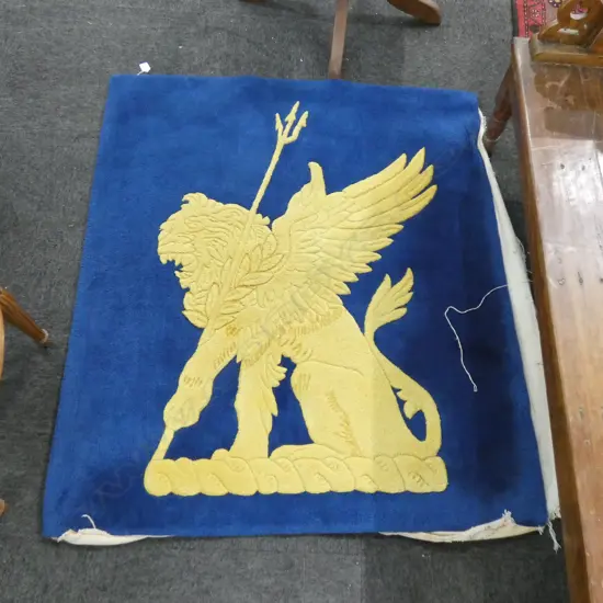 BLUE WOOL PILE RUG WITH GOLDEN LION MOTIF 1070 X 1220MM