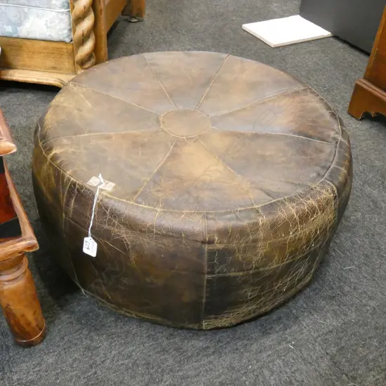 LARGE LEATHER POUF D 600 MM