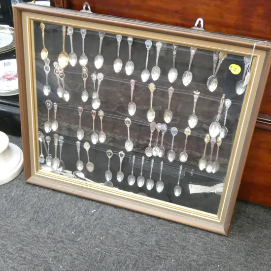 FRAMED TEASPOON DISPLAY L 690 MM