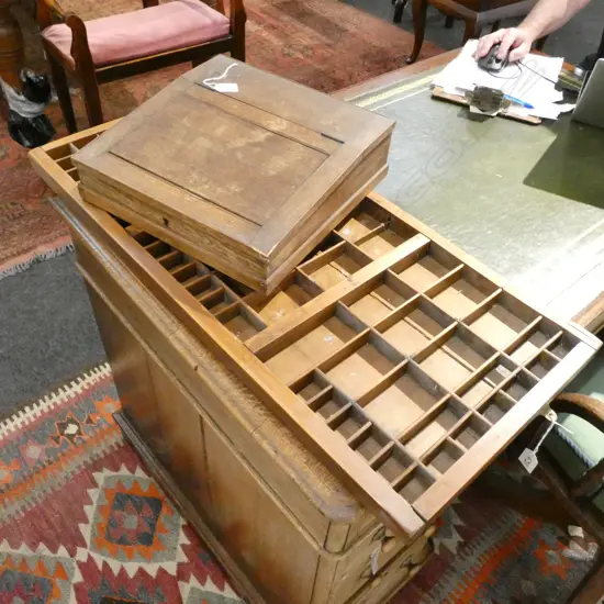 WRITING SLOPE L. 340MM & PRINTERS TRAY L. 825MM