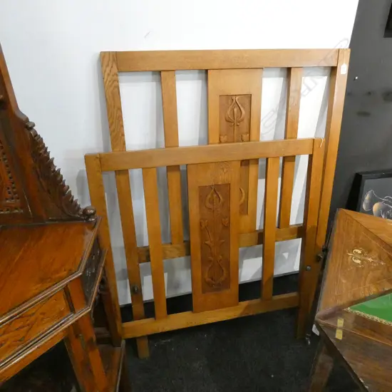 PR OAK ART NOUVEAU STYLE BED ENDS H. 1280MM