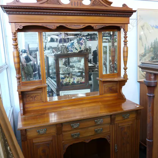 COLONIAL RIMU LGE MIRROR BACK SIDEBOARD