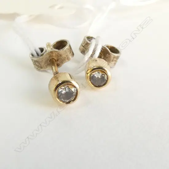 PR PR DIAMOND STUD EARRINGS (GOLD SET w SILVER KEEPERS)