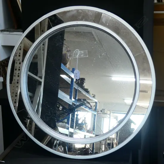 CIRCULAR MIRROR 610MM DIA