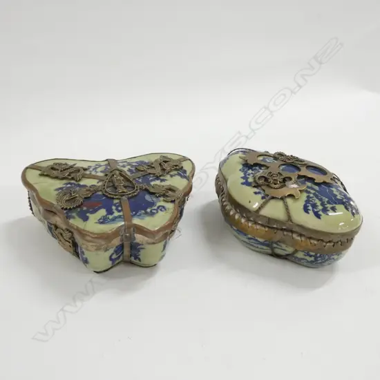 2 CHINESE LIDDED BOXES WITH SILVERED METAL MOUNTS 1 A/F W 110 MM