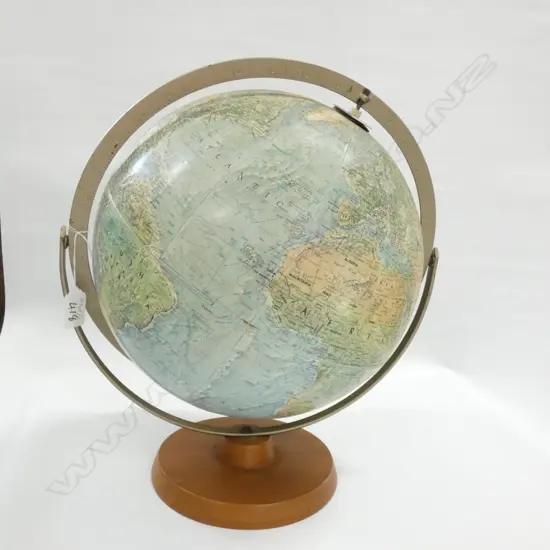 TERRESTRIAL GLOBE