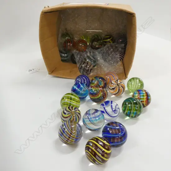 CON RHEES ART GLASS MARBLES