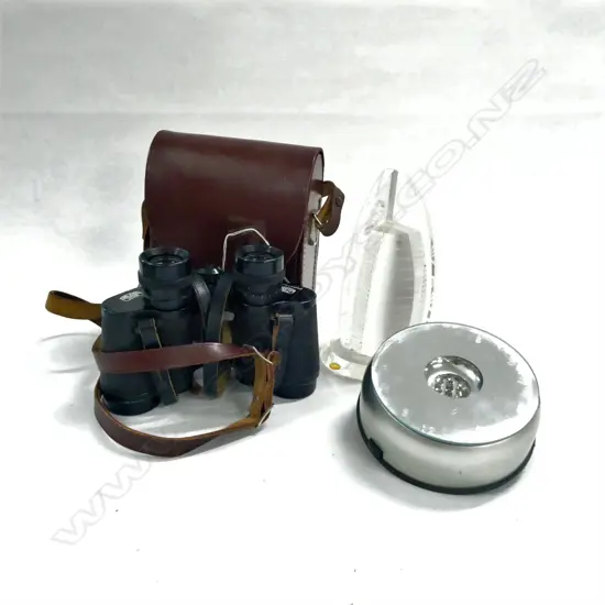 CASED ZEISS BINOCULARS, BURJ-AL-ARAB SOUVENIR  & MIRRORED LIGHT