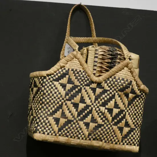 WOVEN BASKETS TONGA (2)200MM