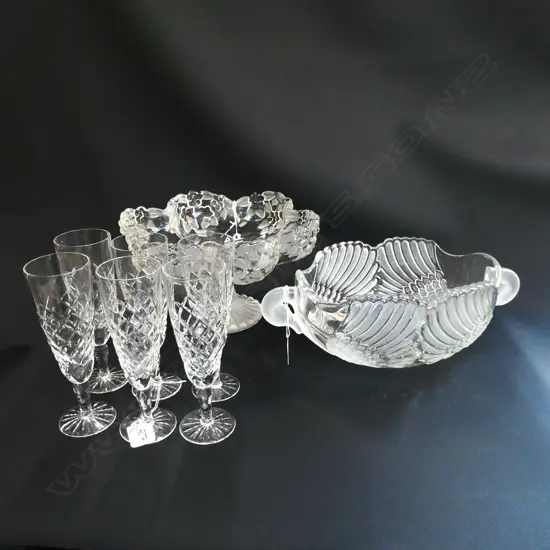 GLASS COMPORT & SWAN BOWL + 6 CRYSTAL FLUTES 