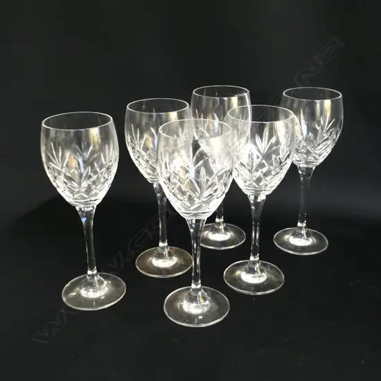 SET 6 CRYSTAL STEMMED WINE GLASSES