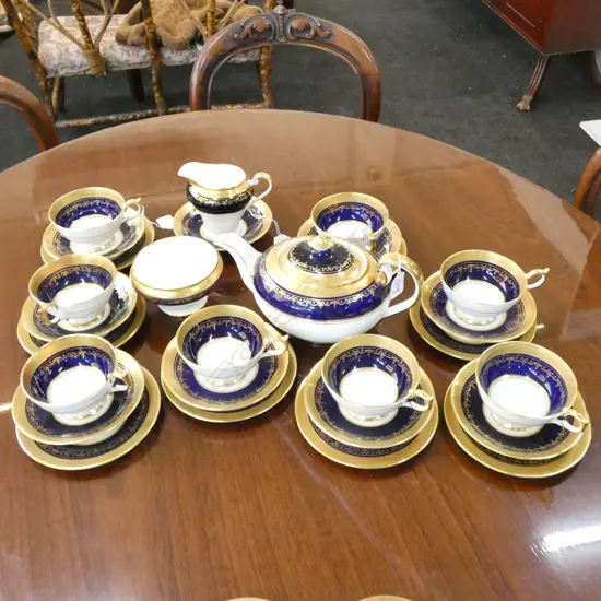 27 PCE AYNSLEY GEORGIAN COLBALT TEA SERVICE; 8 TRIOS, MILK, SUGAR, TEAPOT