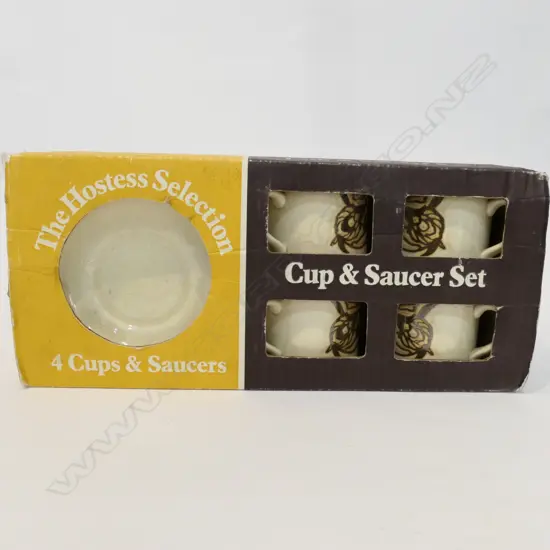 BOXED CROWN LYNN THE HOSTESS CUPS AND SAUCERS