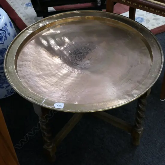 BRASS TRAY TABLE 690MM DIA SMALL TEAR IN METAL