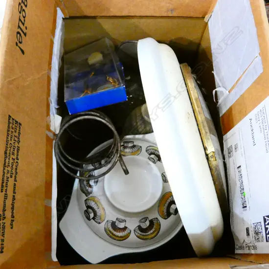 ASST LOT POOLE/GERMAN CLOCK/EP WARE ETC