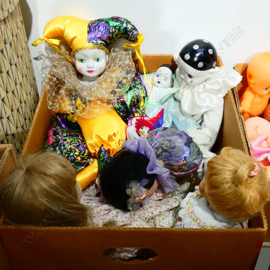 LOT ASST CHINA FACED DOLLS