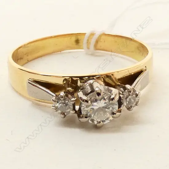 18CT DIAMOND SOLITAIRE RING APPROX.0.35CT or larger