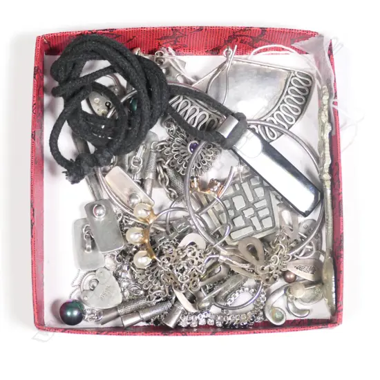 ASST SILVER + OTHER JEWELLERY