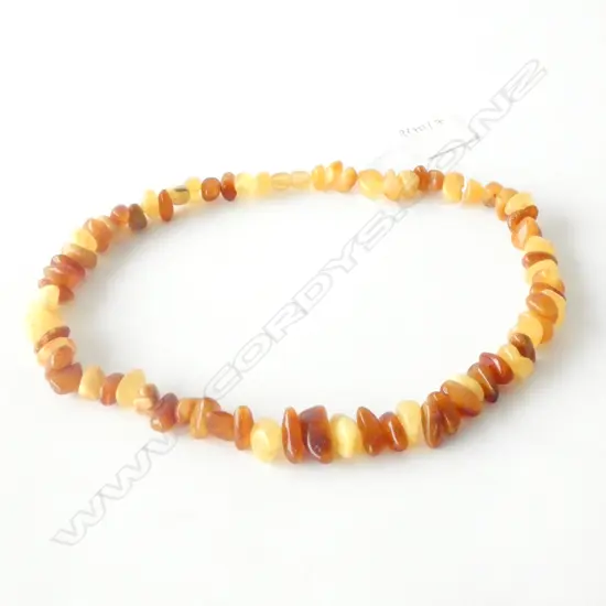 BALTIC AMBER NECKLACE