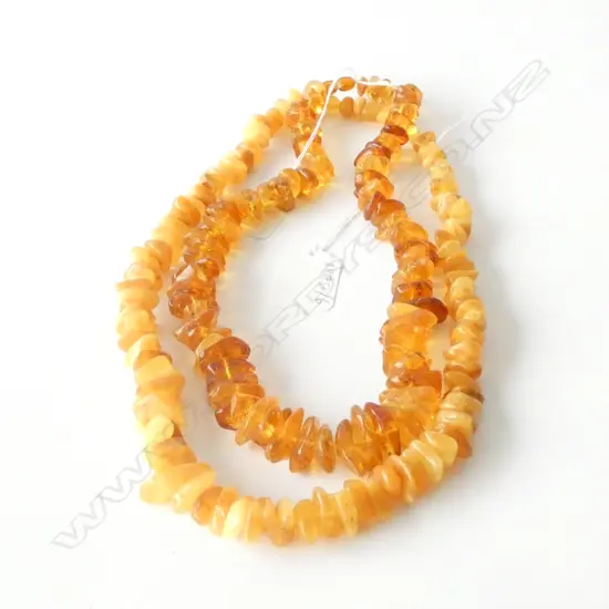 BALTIC AMBER NECKLACE