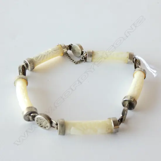 MOTHER OF PEARL BRACELET