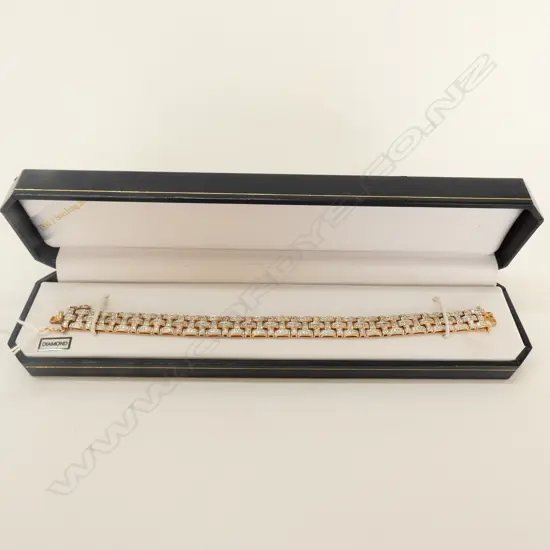 MODERN AMERICAN SILVER WOMAN'S BRACELET IN BOX